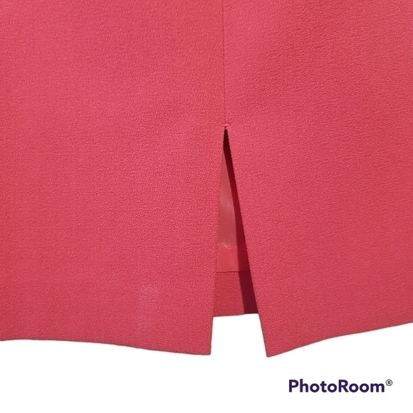 Tahari Arthur S Levine Zippered Coral Midi Skirt - Picture 5 of 12